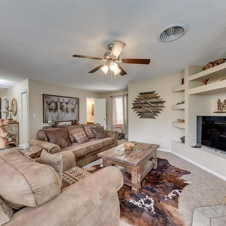 Ruidoso Home With Patio, Walk To Restaurants! Exteriör bild