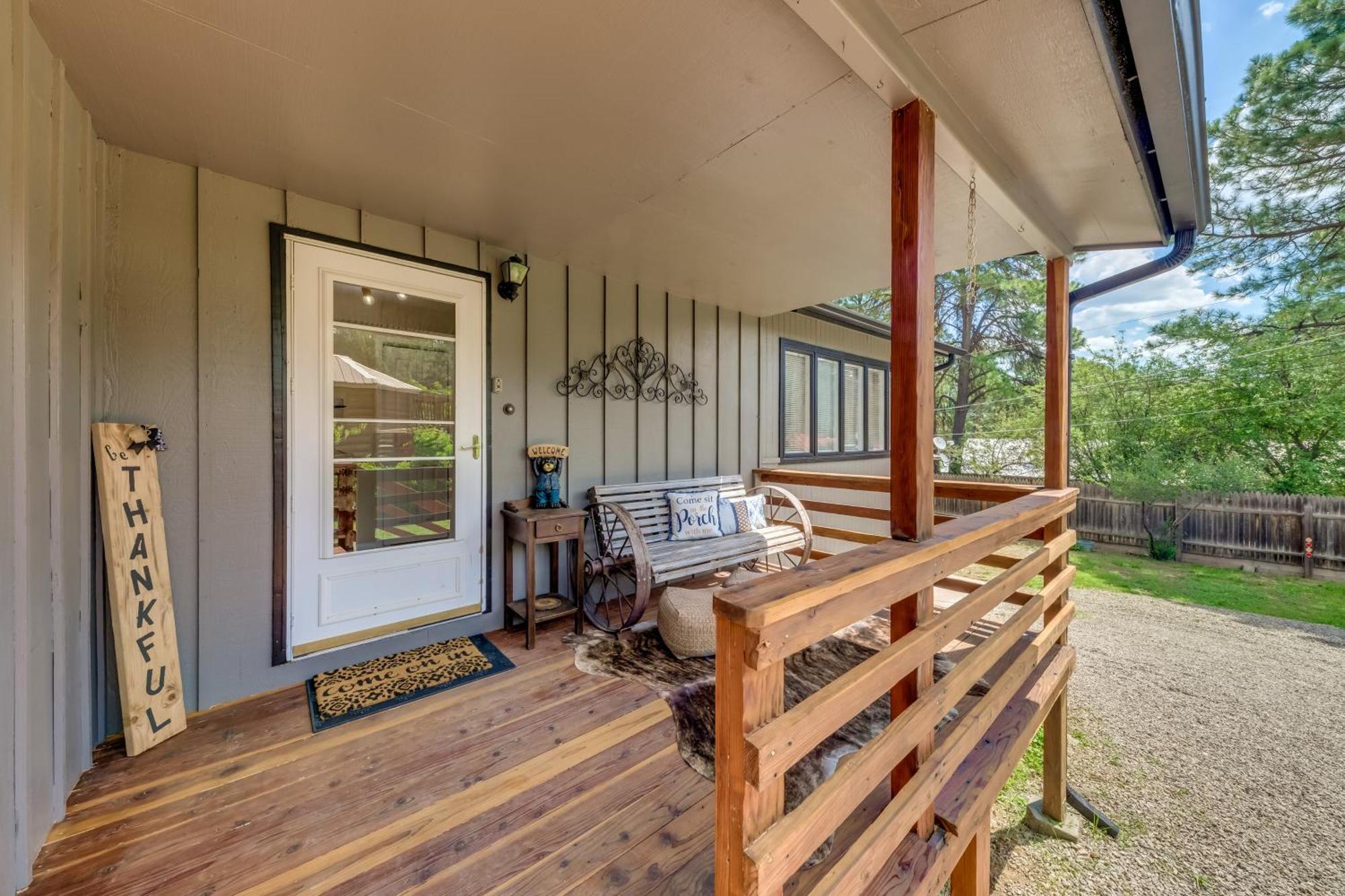 Ruidoso Home With Patio, Walk To Restaurants! Exteriör bild
