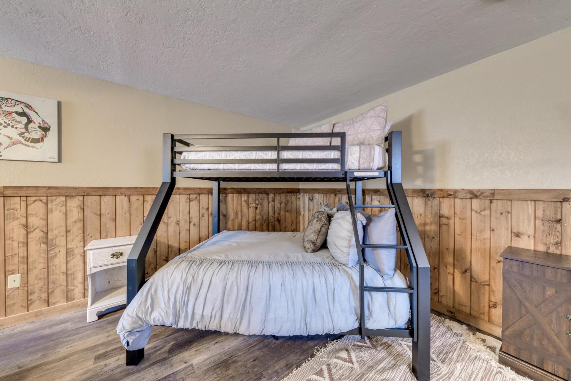 Ruidoso Home With Patio, Walk To Restaurants! Exteriör bild