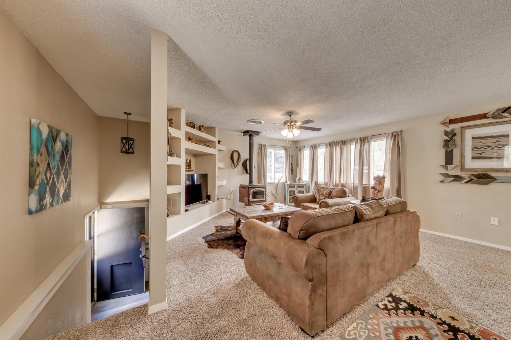 Ruidoso Home With Patio, Walk To Restaurants! Exteriör bild
