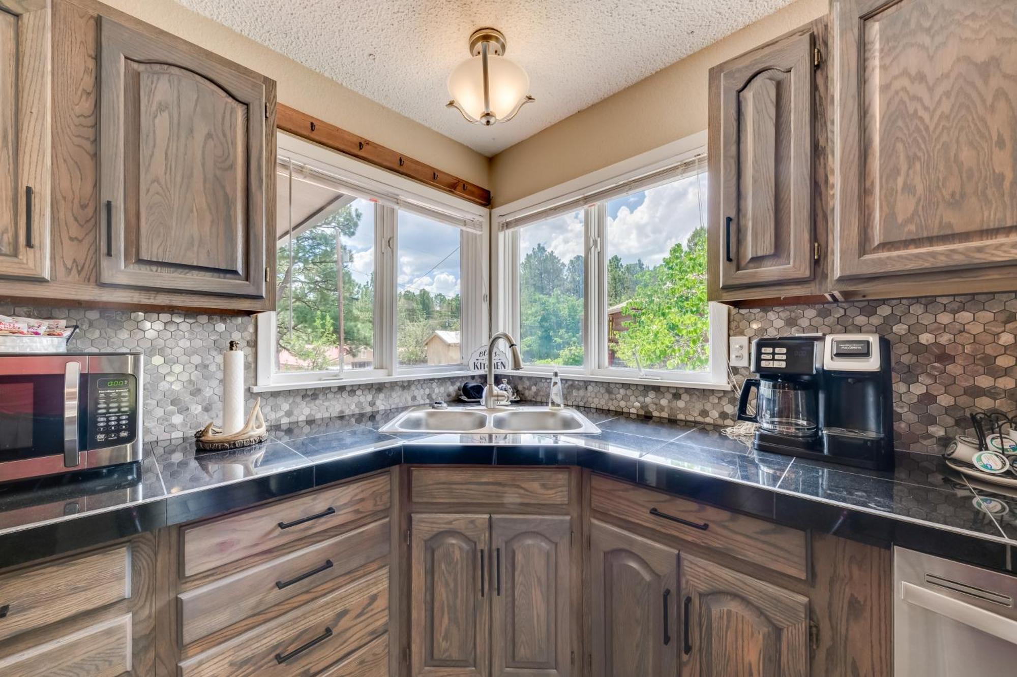 Ruidoso Home With Patio, Walk To Restaurants! Exteriör bild