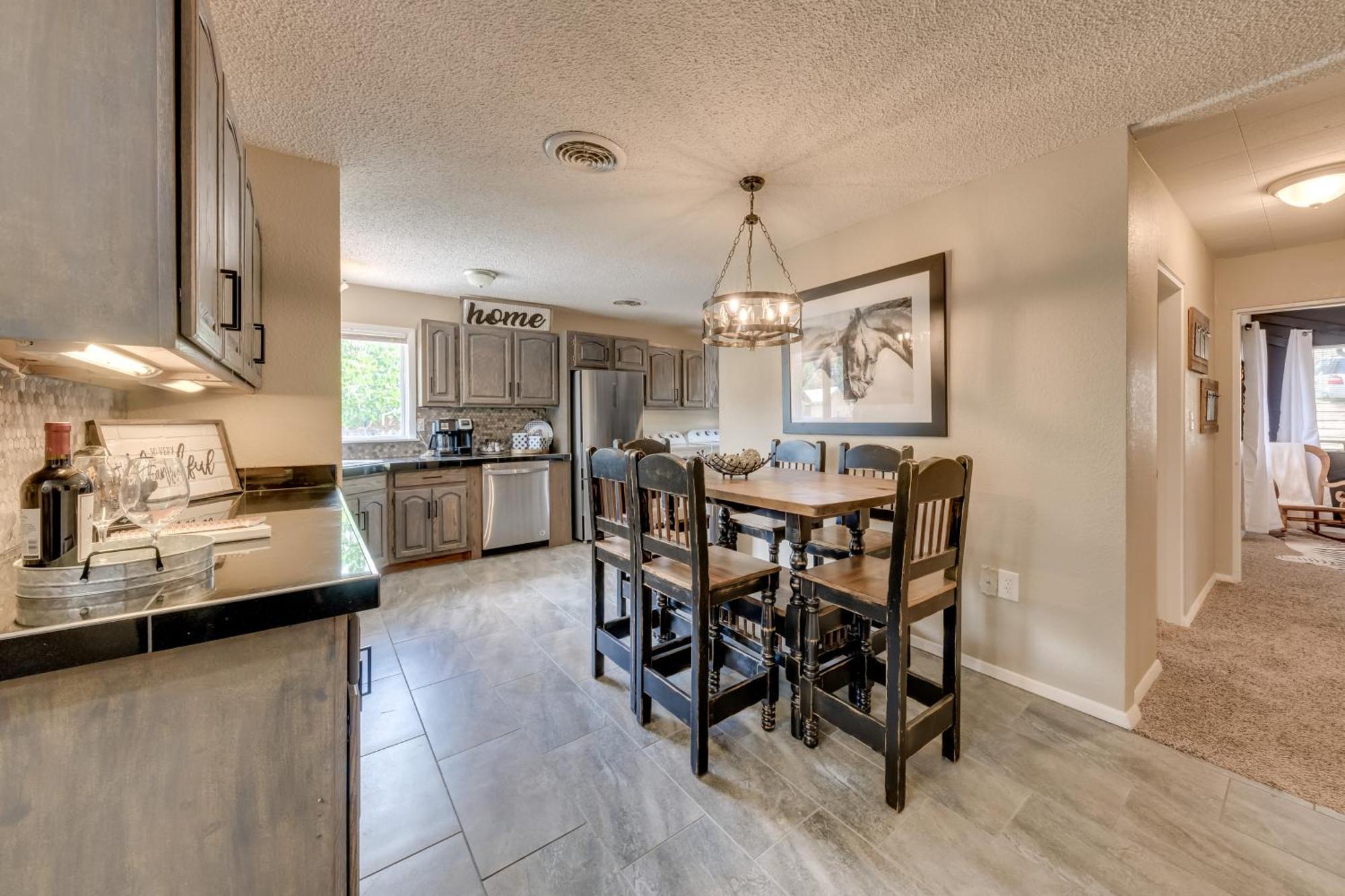 Ruidoso Home With Patio, Walk To Restaurants! Exteriör bild
